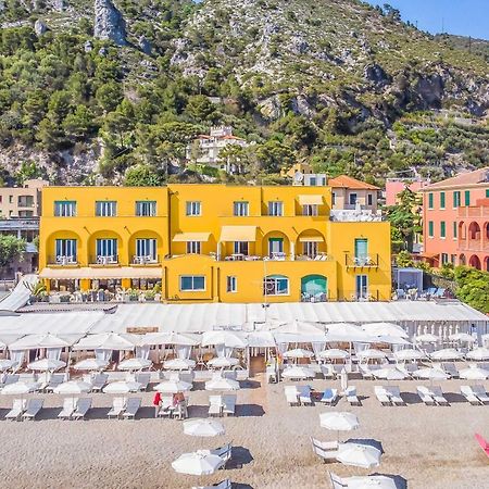 Hotel Albatros Varigotti Esterno foto