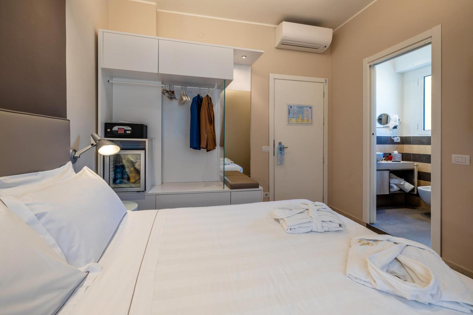 Hotel Albatros Varigotti Esterno foto